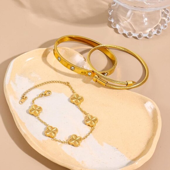 Women's 18K Gold Plated Clover Bangle Lucky Jewelry Gift for Women - Picture 5 of 7